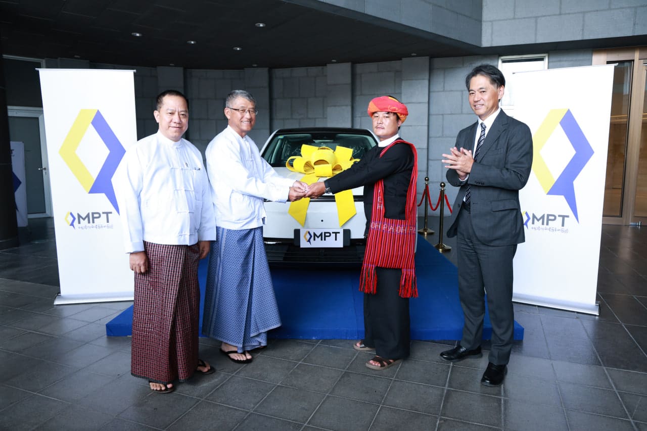 05_EV Car Handover